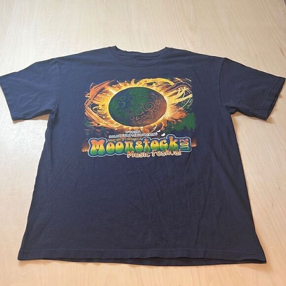 Moonstock Music Festival 2017 T Shirt Solar Eclipse Gathering Indie Tee - Picture 1 of 6